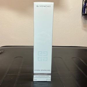Givenchy hydra sparkling lotion. Super hydrating light formula for oily skin